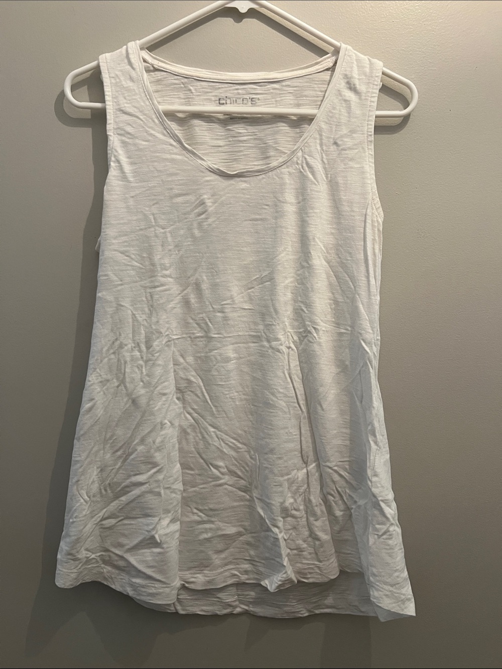 Chico's White Scoop Neck Tank - Size M